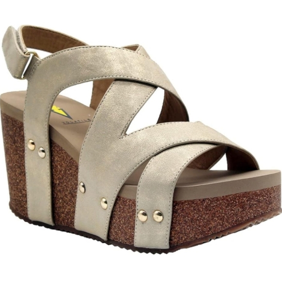 Sold - Picture 2 of 7